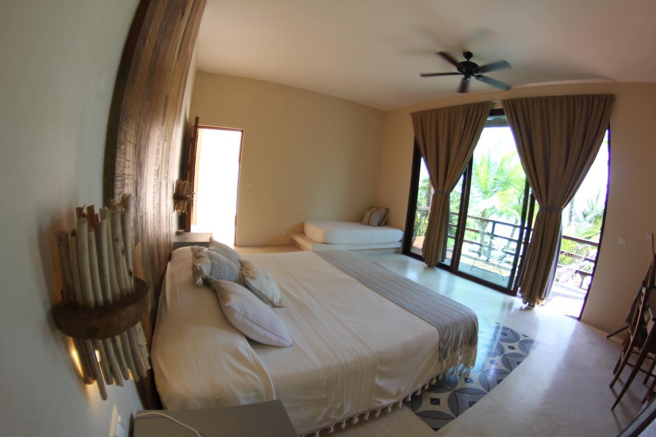Suite con vistas parciales al mar