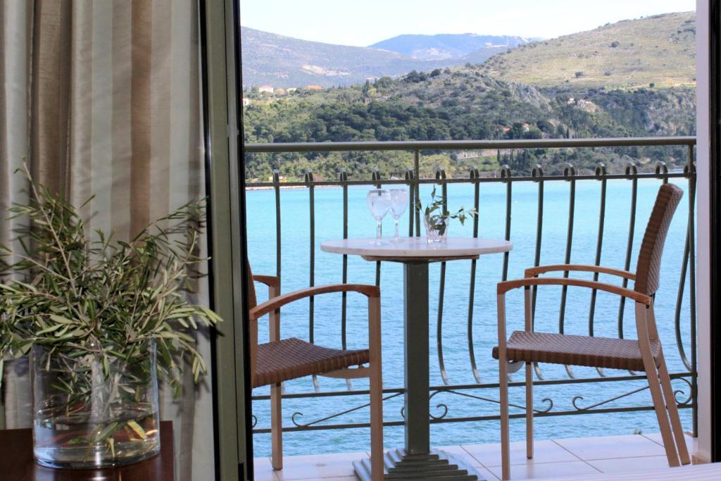 Twin or Double Room with Balcony and Sea View