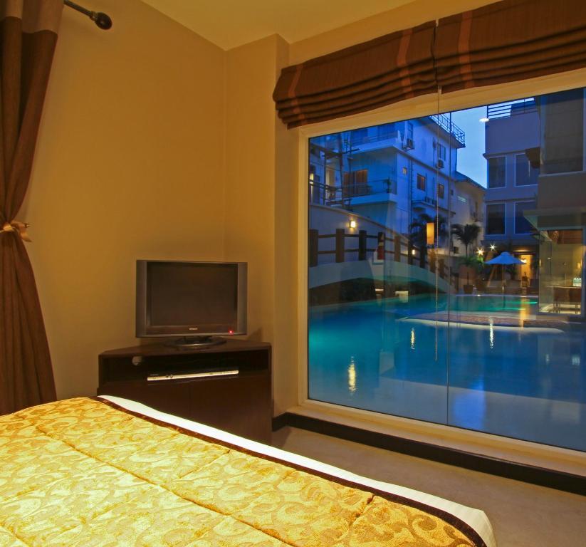 Familiensuite mit Zugang zum Pool