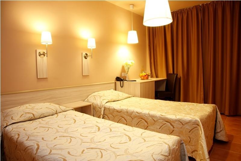 Deluxe Single Room