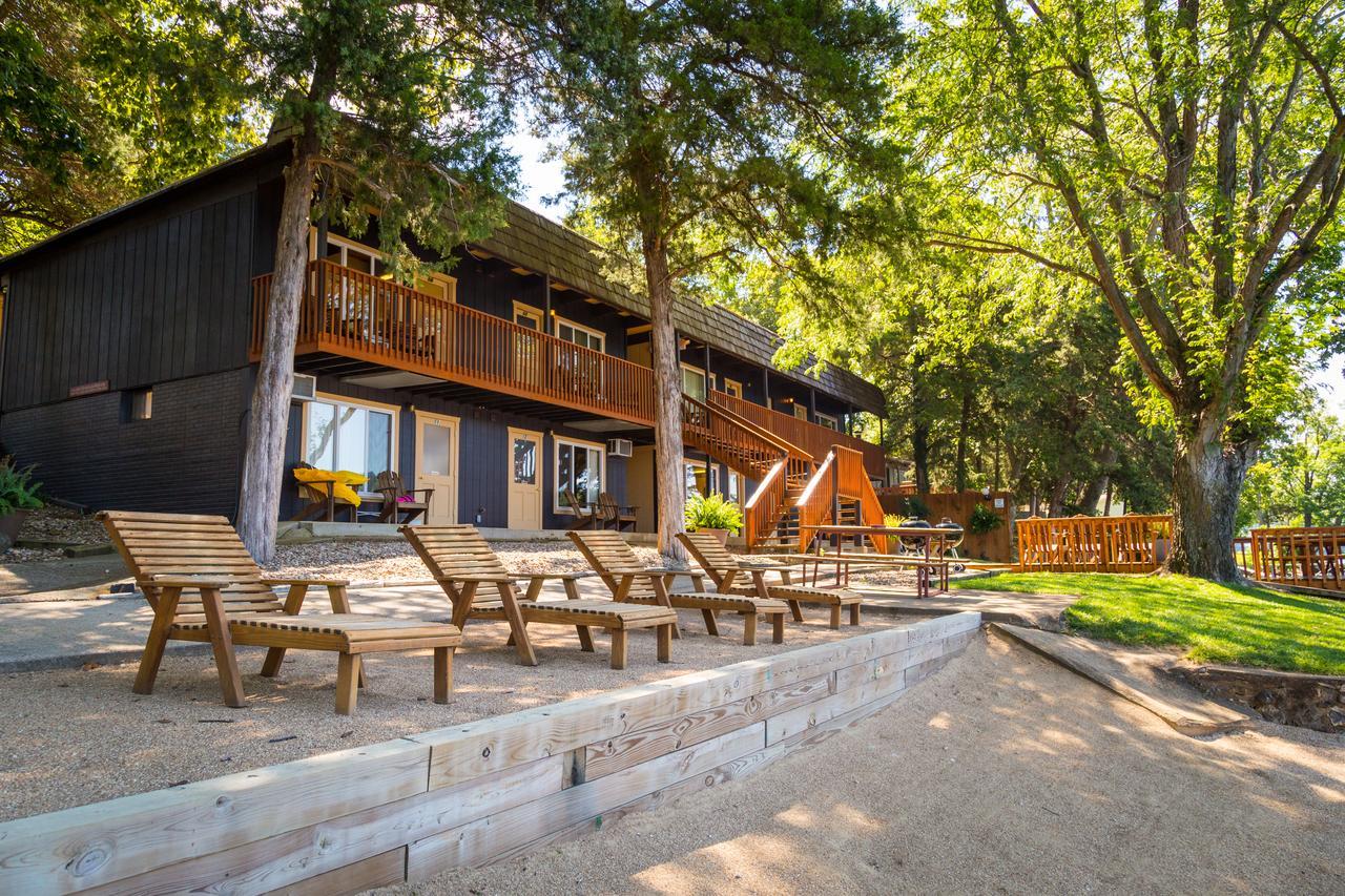 Three-Bedroom Cabin