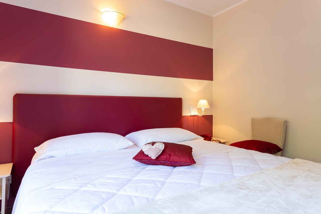 Tweepersoonskamer met 1 of 2 Bedden en Balkon