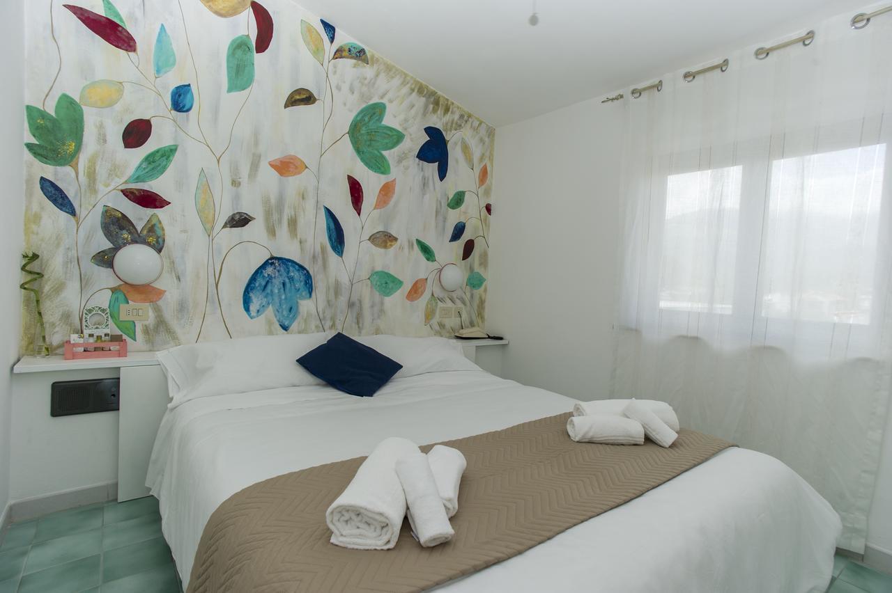 Standard Single Room,663620607:JPEG