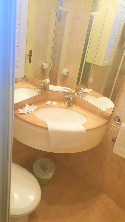 Standard Double or Twin Room Sea View,718837993:JPEG
