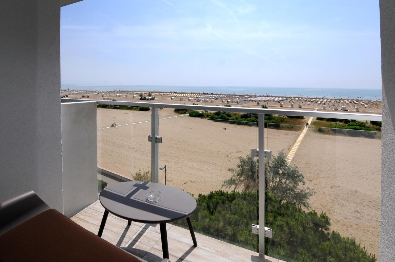 Deluxe Triple Room Balcony Sea View,669976368:JPEG