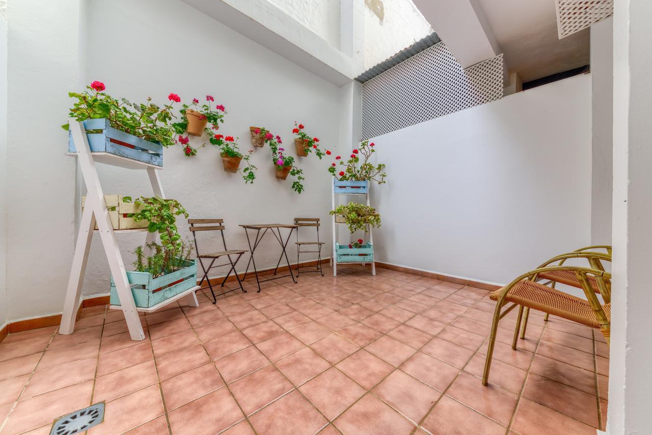 Tweepersoonskamer met 1 of 2 Bedden - Binnenzijde - Begane grond