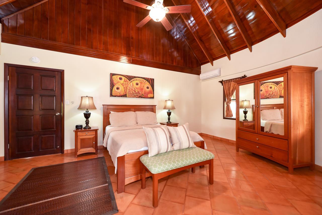 Bungalow - Beach Front