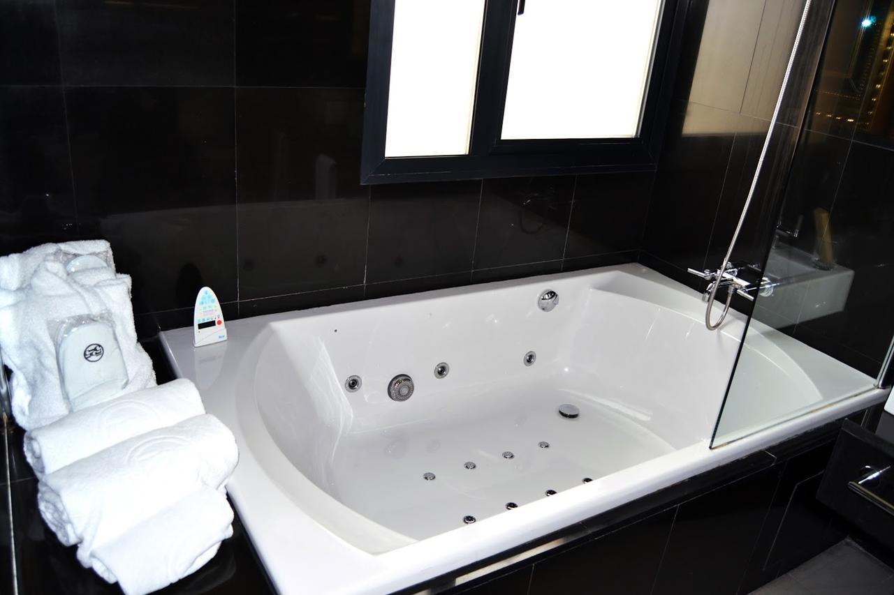 Kamer met Queensize Bed en Bubbelbad