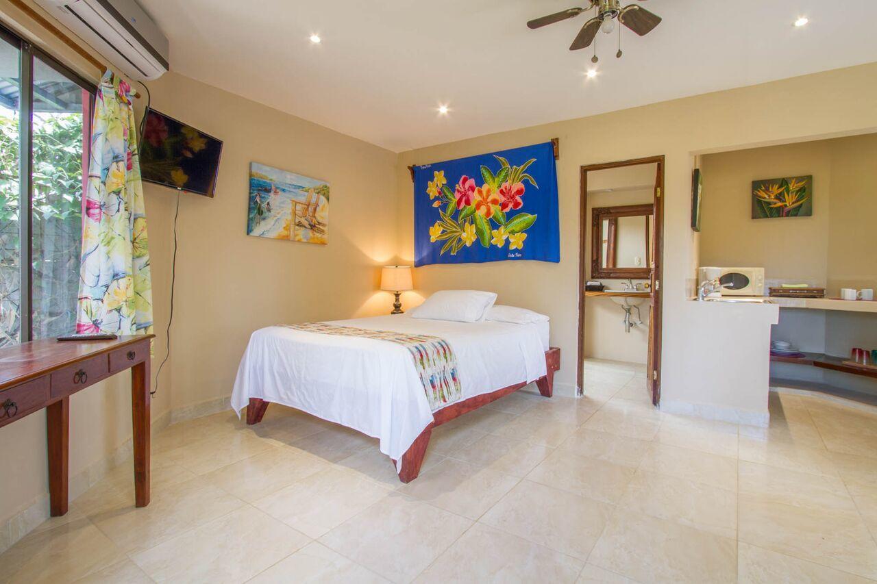 Habitación Individual con vistas a la piscina