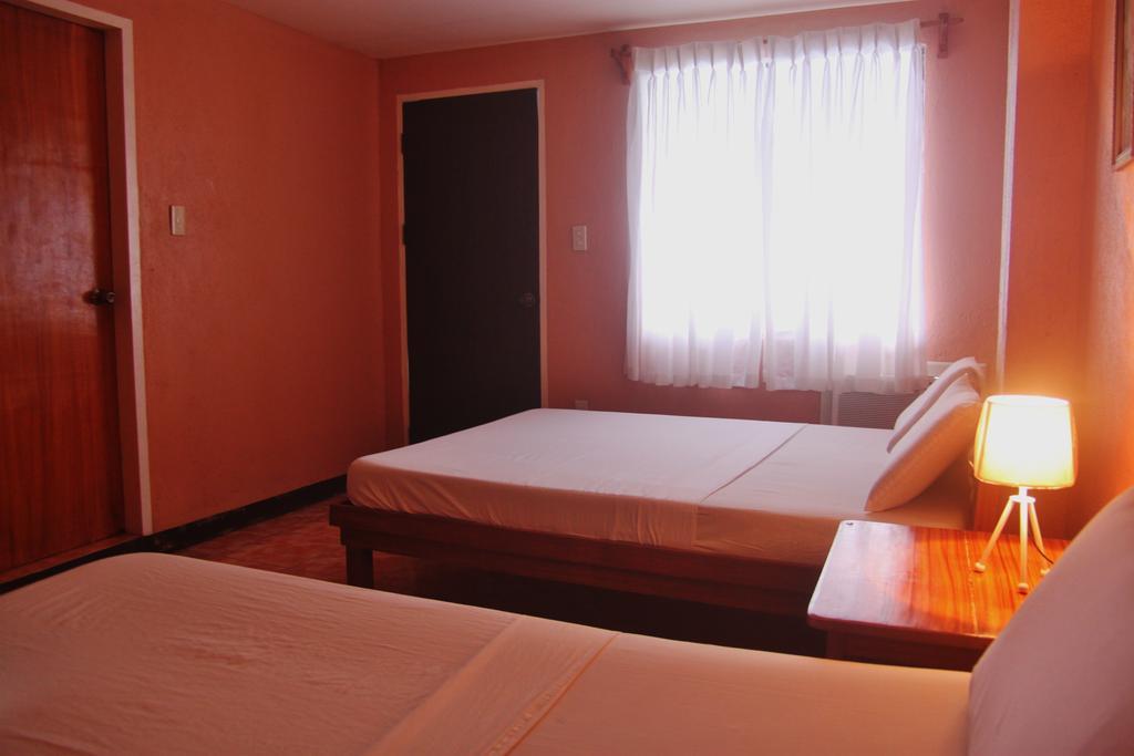 Deluxe Suite with Sea View