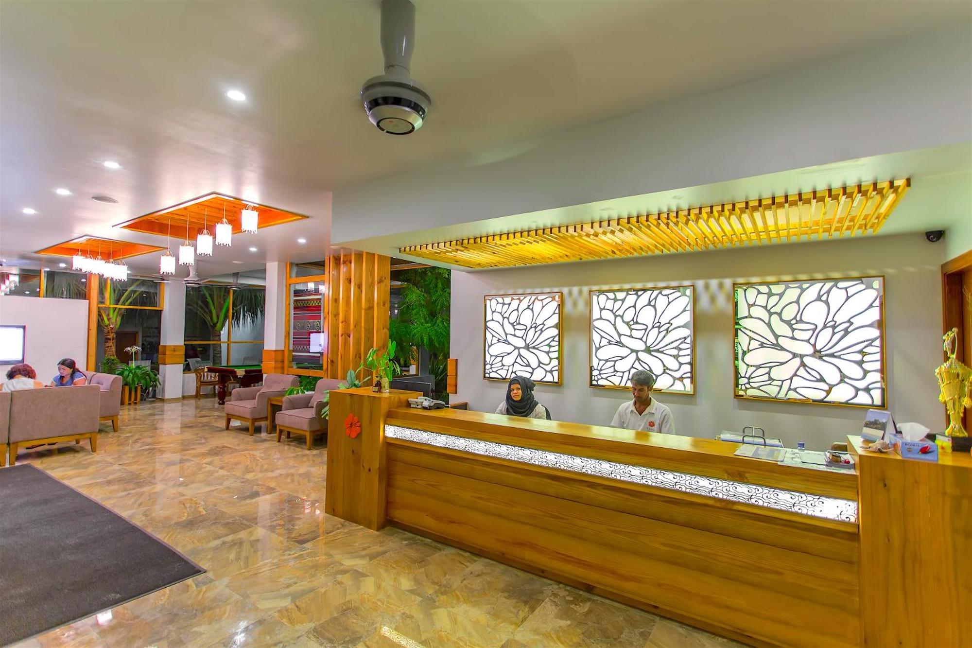 Deluxe Double Room Pool View Return Speed Boat Transfer Sand Bank Excursion & Dolphin Watching