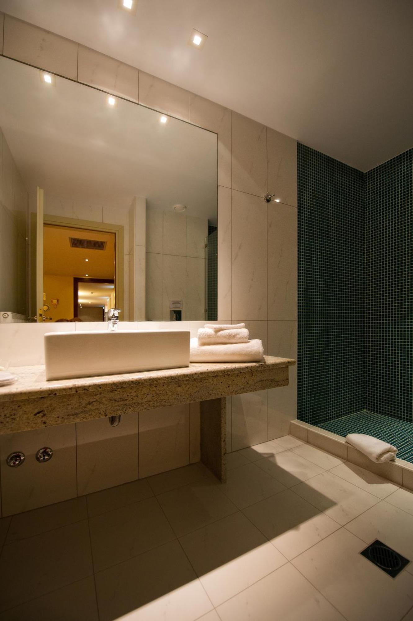 Master Suite with Lake View