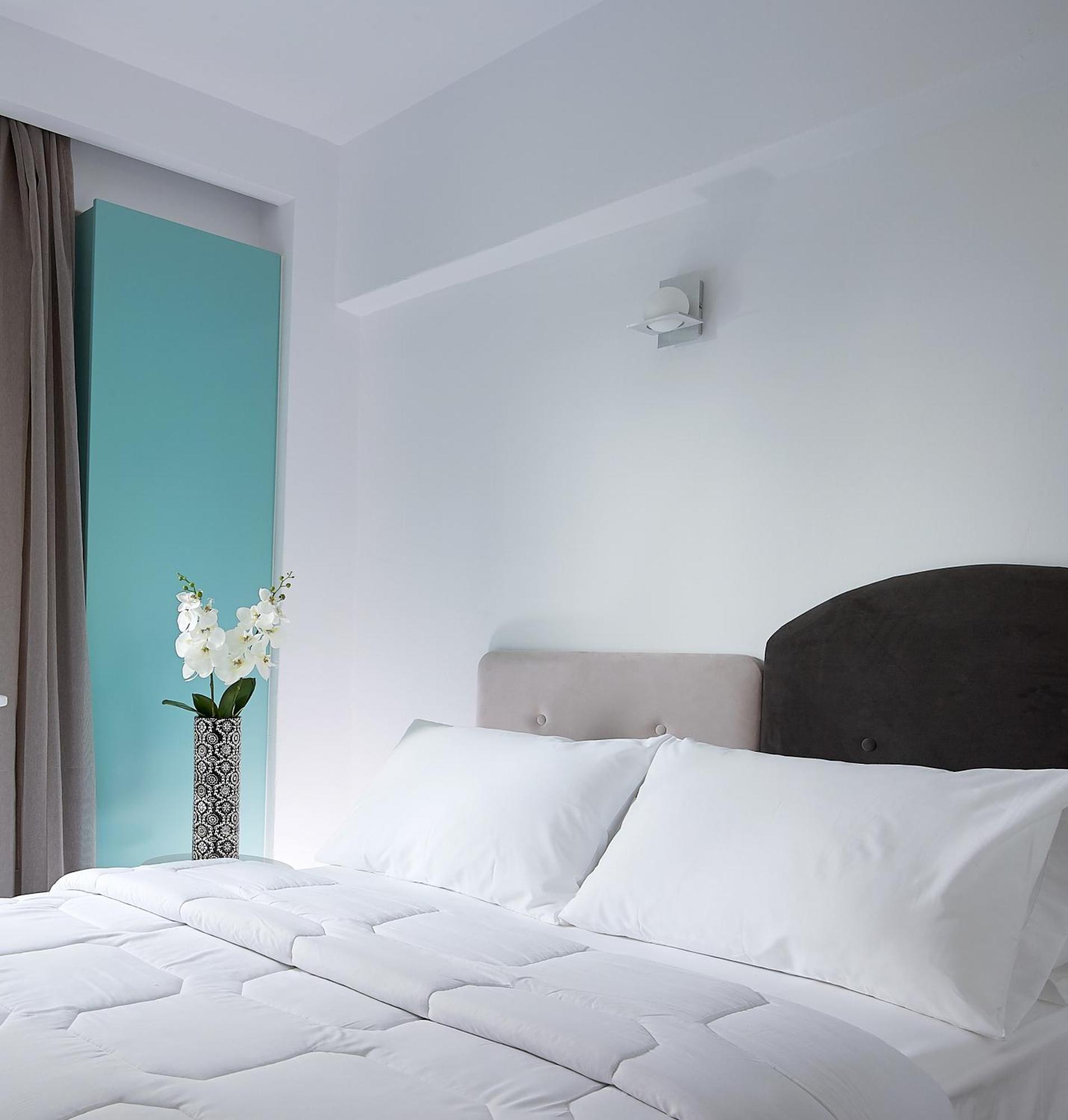 Double Room Balcony,682376376:JPEG