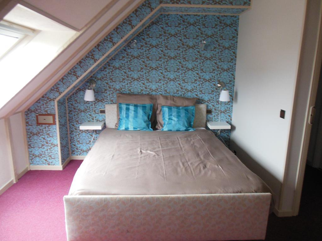 Kamer met Kingsize Bed