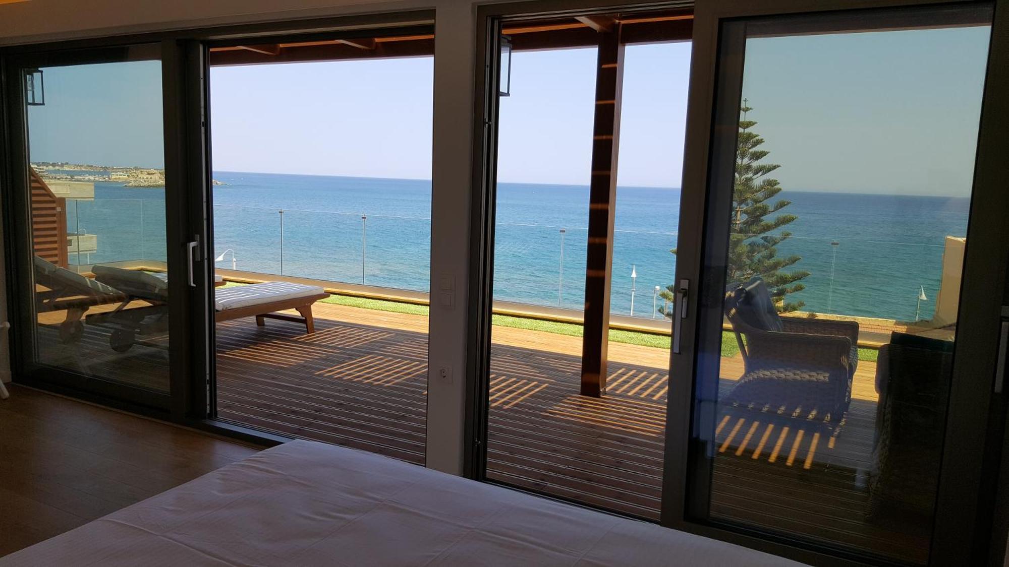 Penthouse Suite Sea Pool View Outdoor Jacuzzi,684089535:JPEG