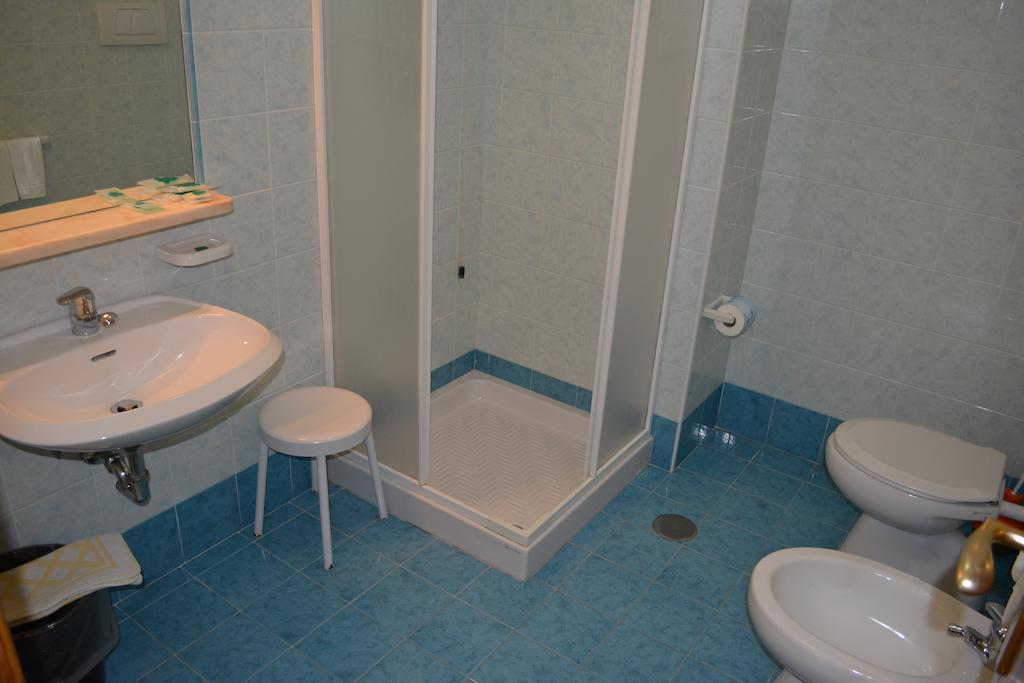 Quadruple Room,68660636:JPEG