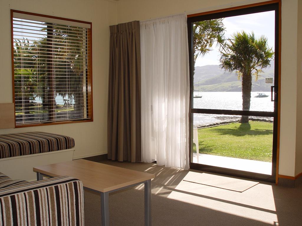 One-Bedroom Apartment Waterfront,115363589:JPEG
