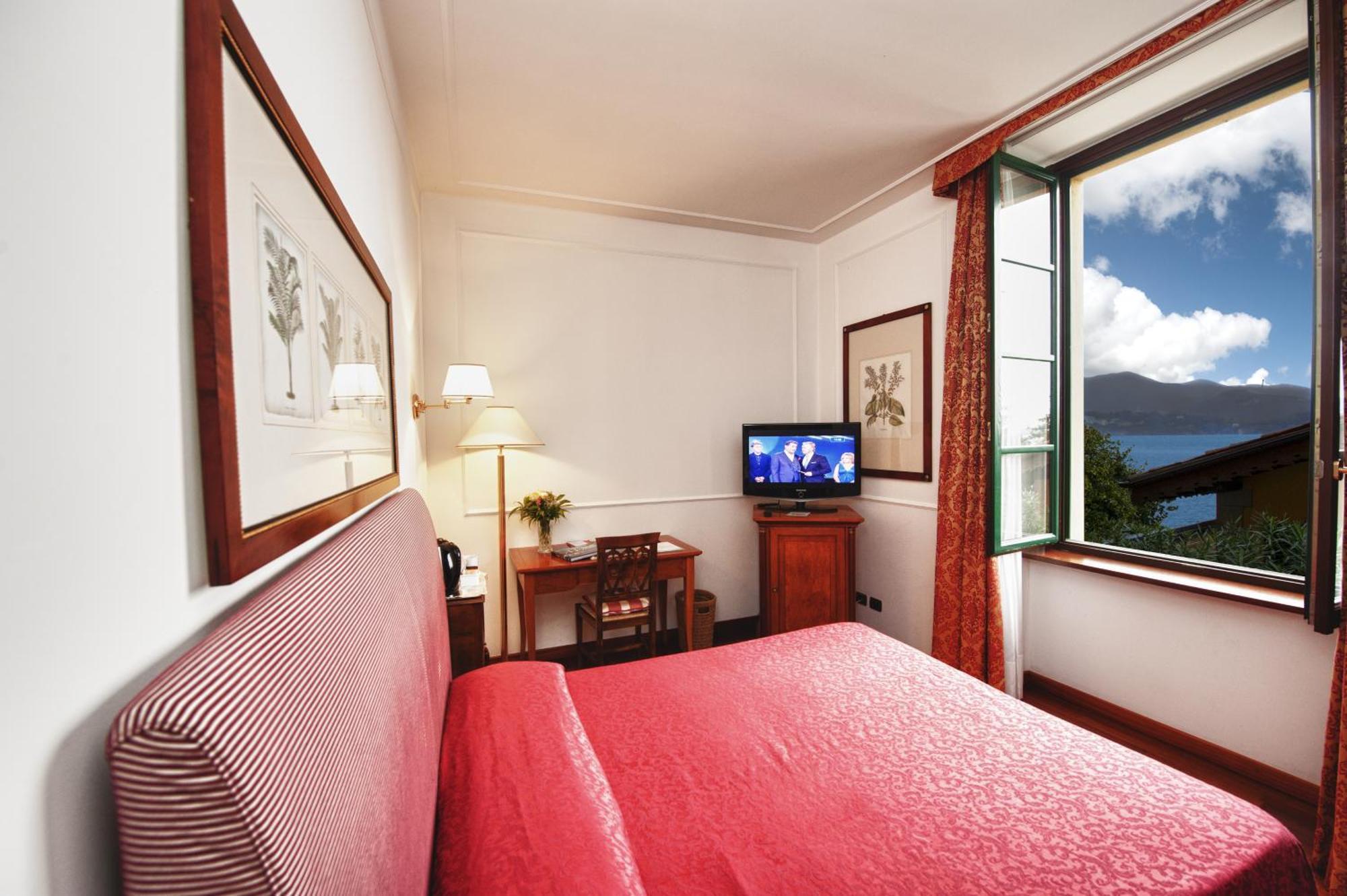 Basic Doppelzimmer mit seitlichem Seeblick