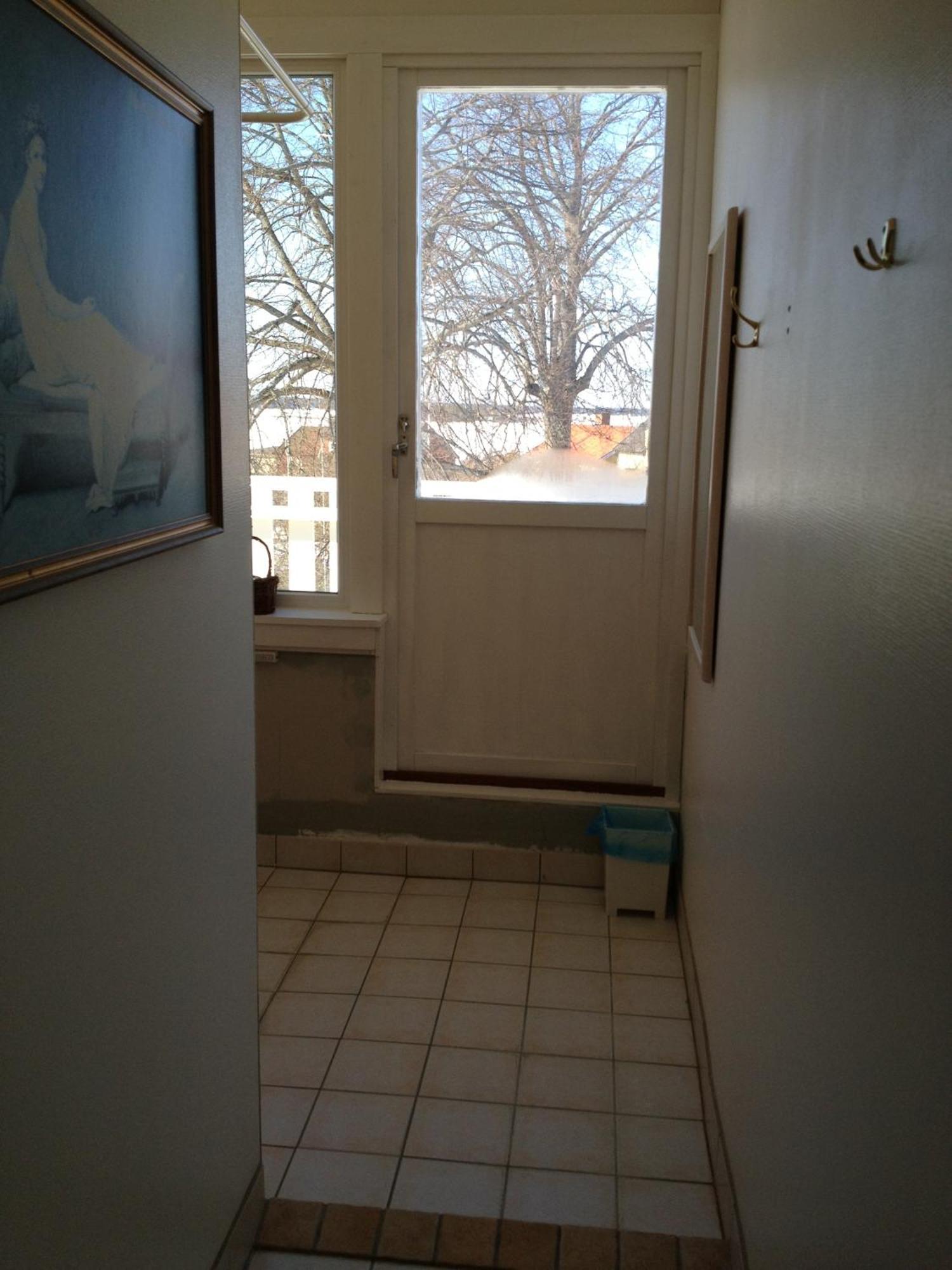Twin Room with Shared Bathroom