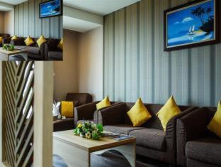 Grand Suite with Balcony and Sea View