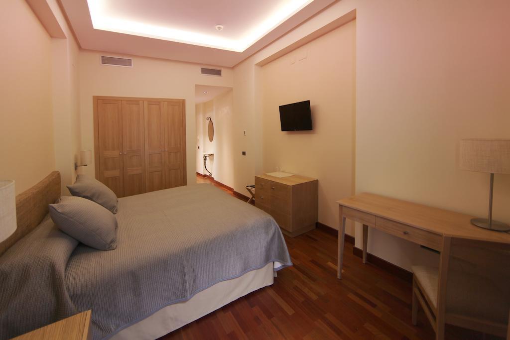 2 Habitaciones Dobles comunicadas