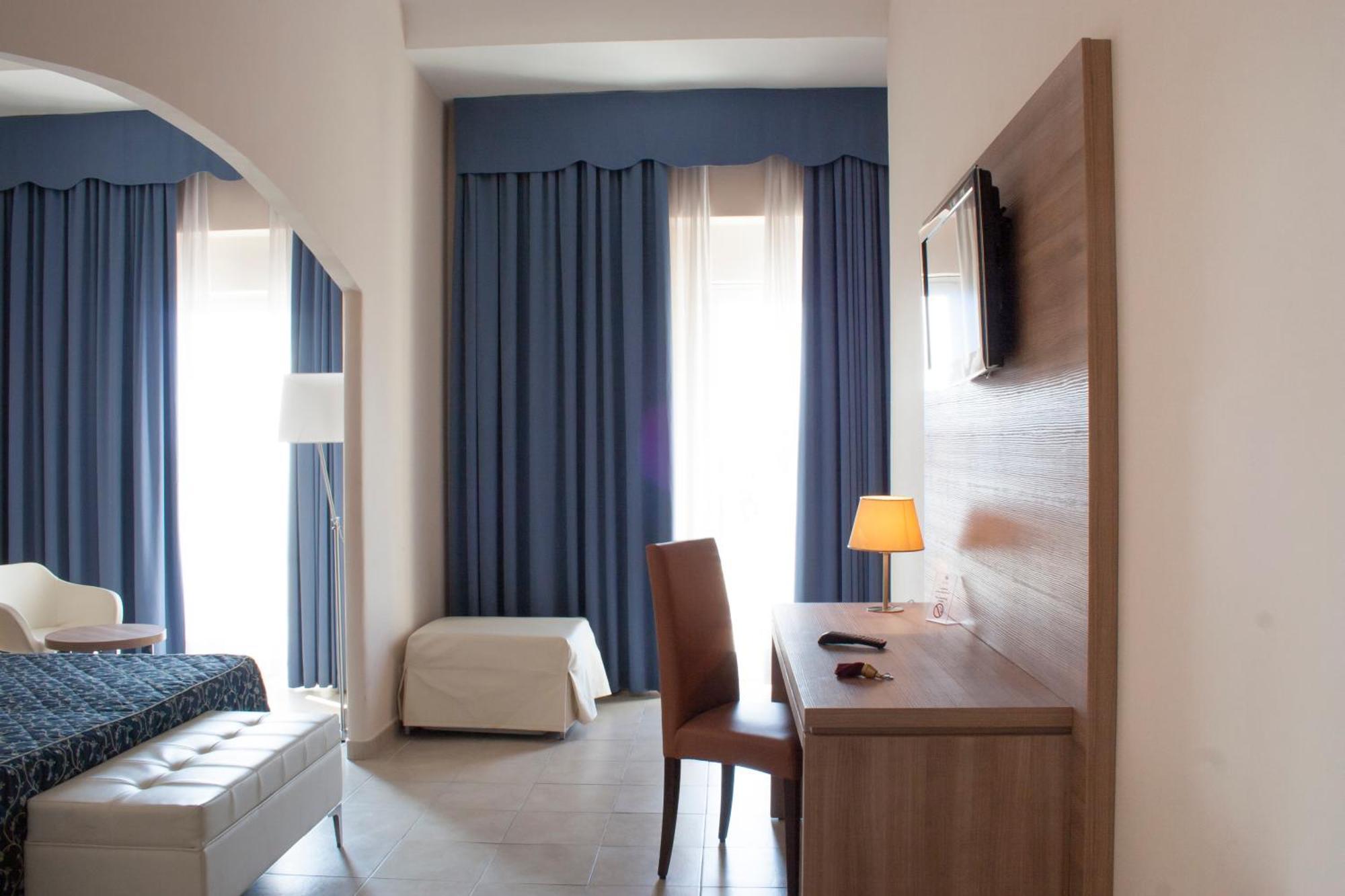 Junior Suite with Sea View
