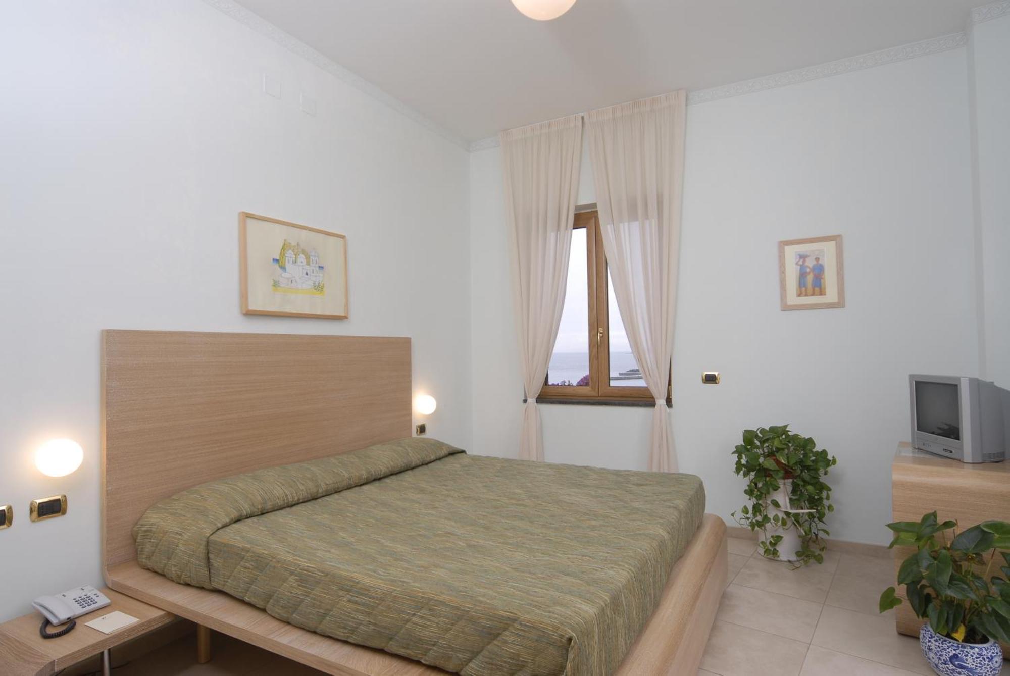 Habitación Doble Clásica con vistas al mar - 1 o 2 camas