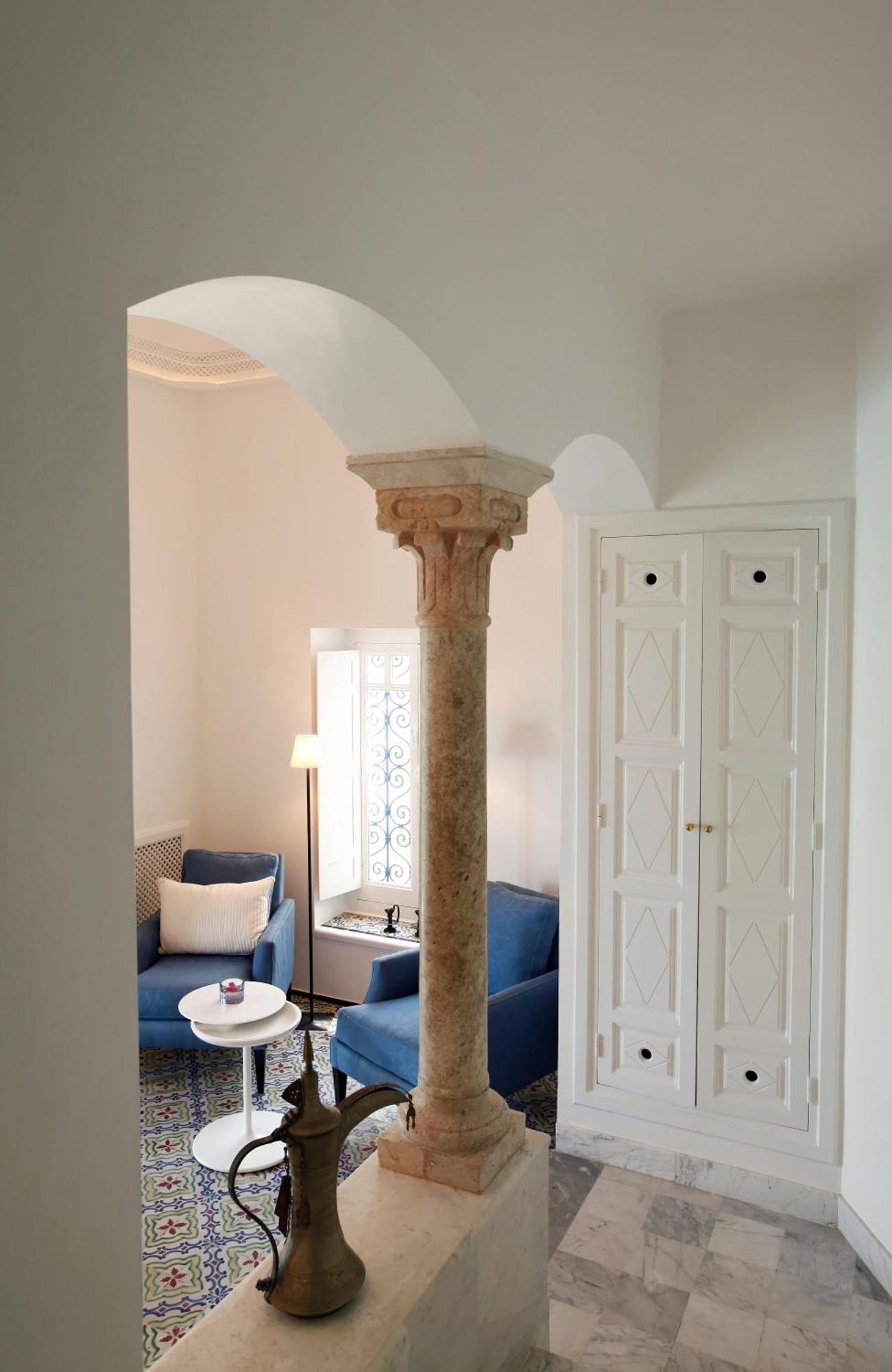 Deluxe King Suite