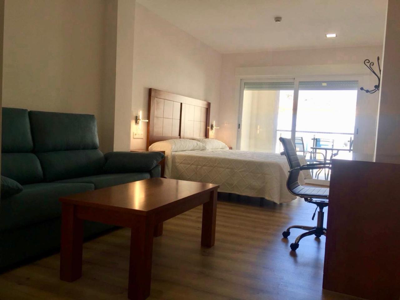 Twin Room Terrace,696108816:JPEG