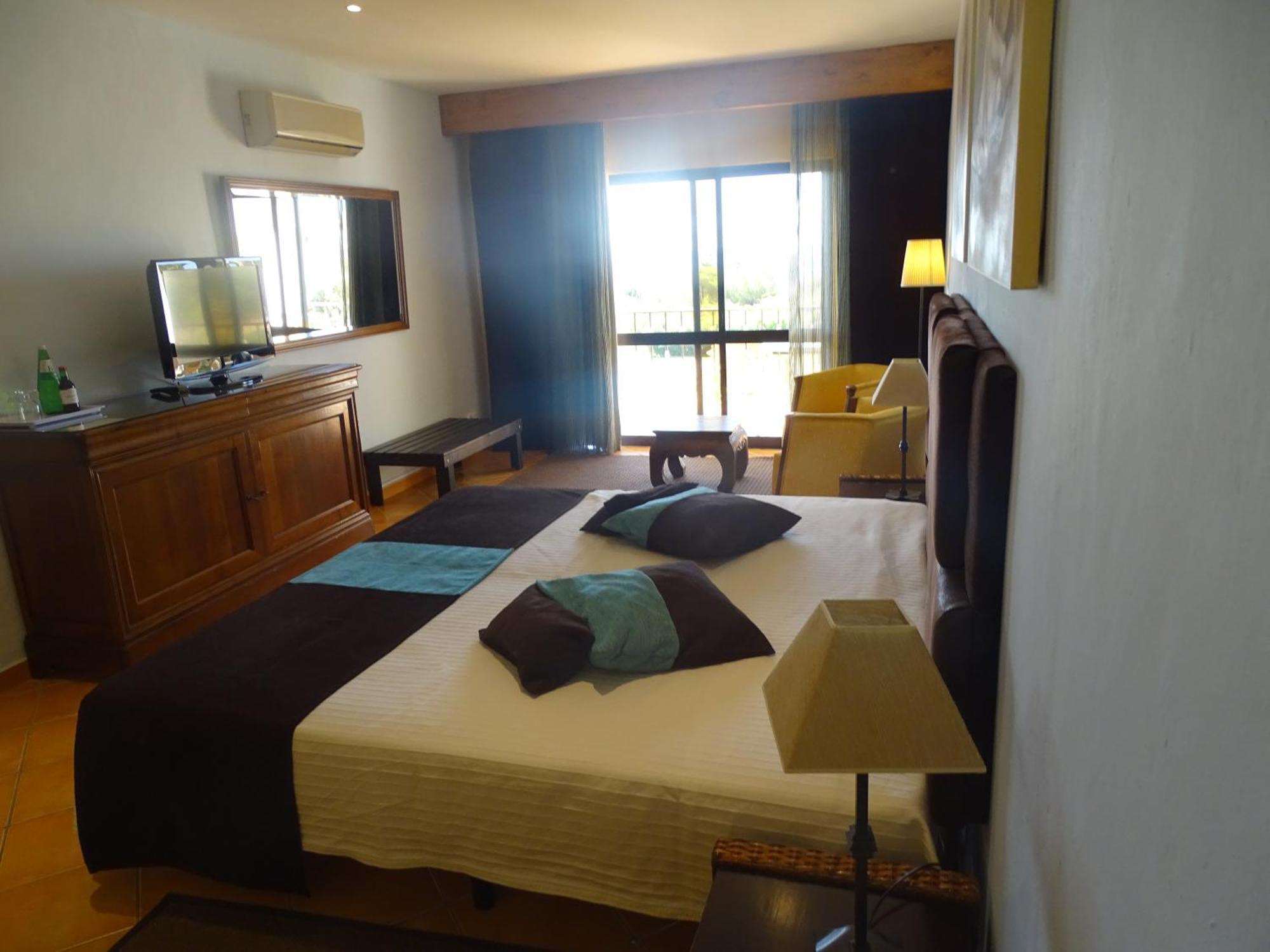 Superior Double Room Side Sea View