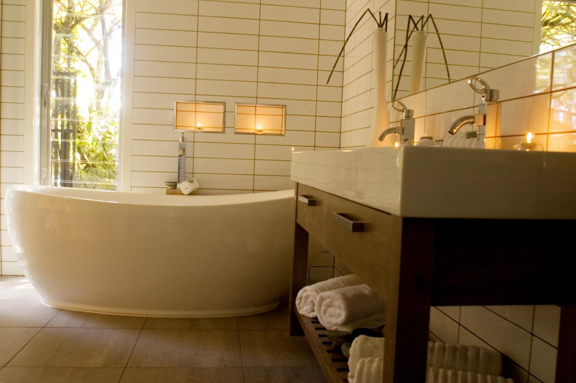Mapara King or Twin Suite