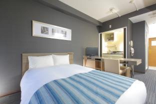Double Room with Small Double Bed - Smoking - House Keeping is Optional with Additional Cost