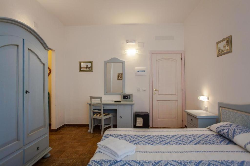 Classic Triple Room,888489928:JPEG