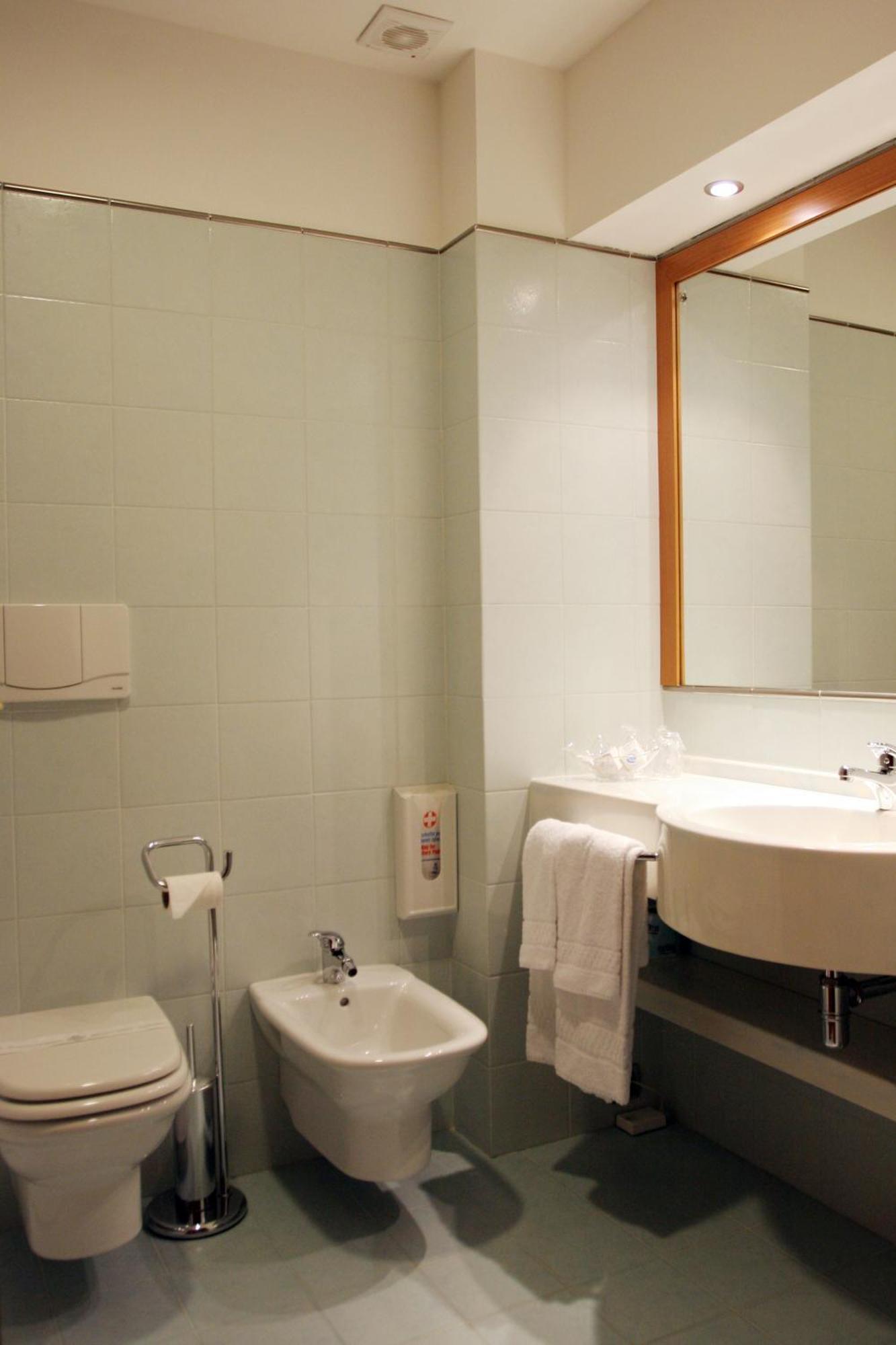 Double Room,1583650467:JPEG