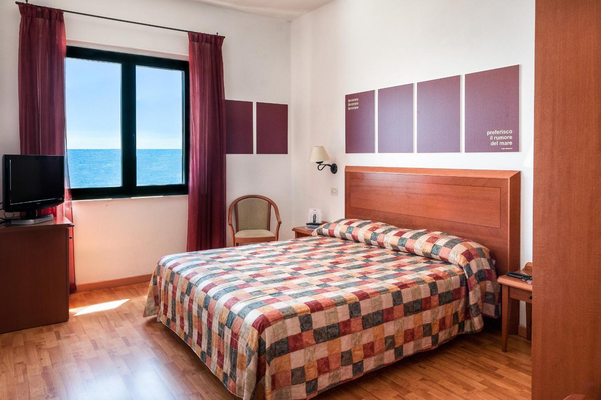 Habitación Doble con vistas al mar