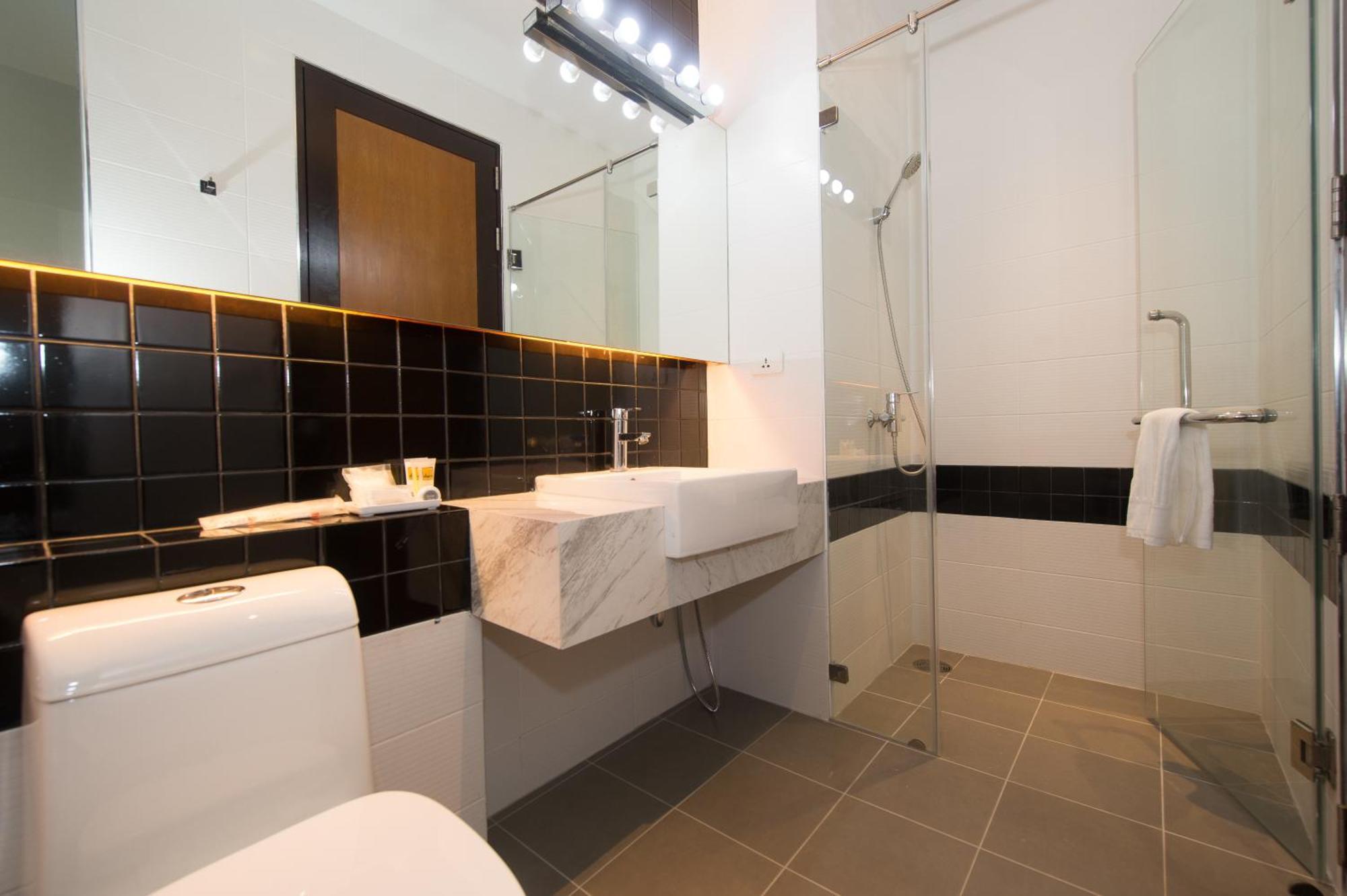 Deluxe Tweepersoonskamer met 2 Aparte Bedden en Balkon