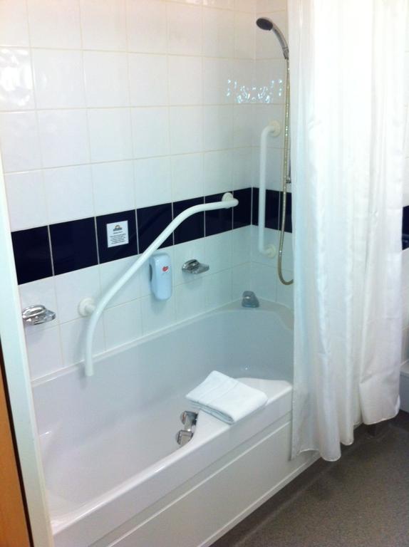 Twin Room - Disability Access