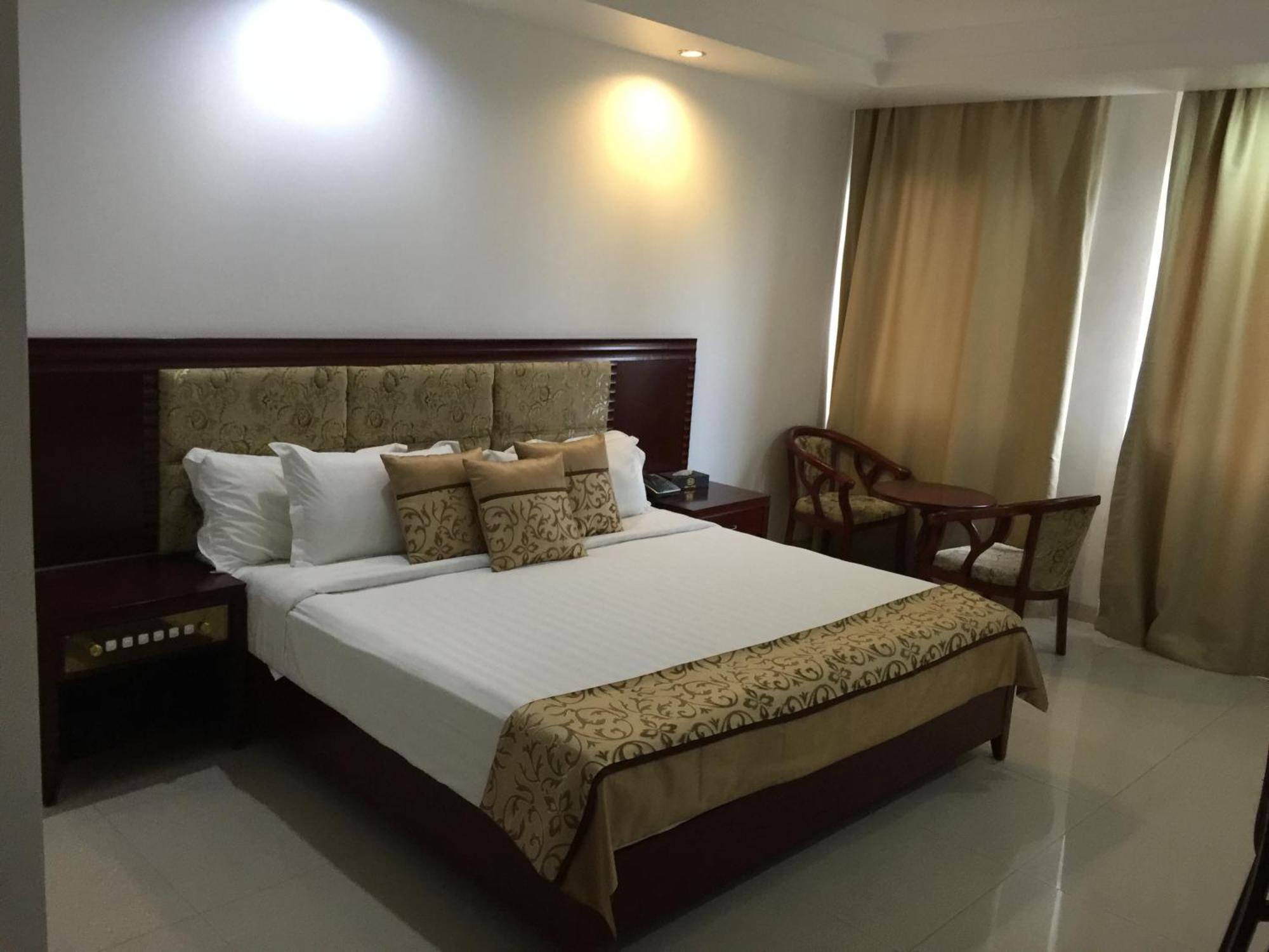 King Room with Garden View