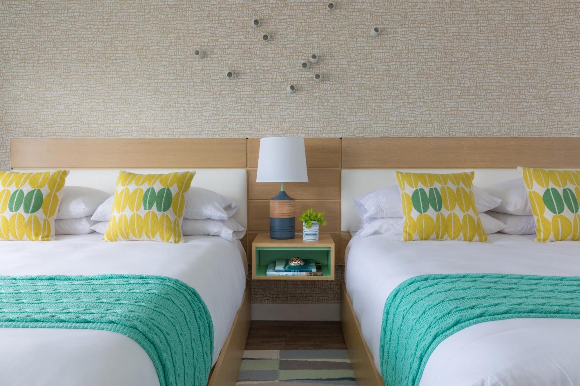 Kamer met 2 Queensize Bedden