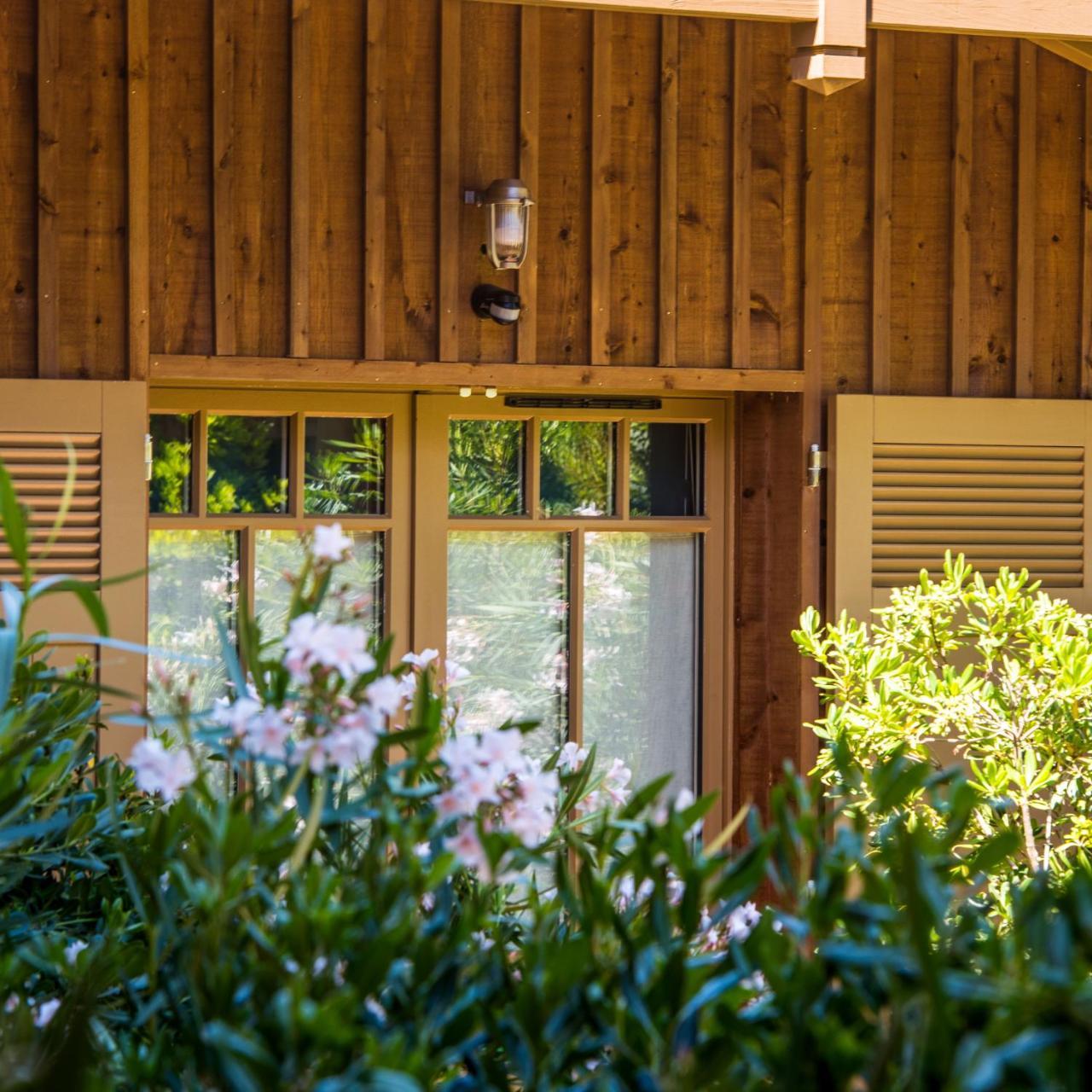 One-Bedroom Chalet,717574357:JPEG