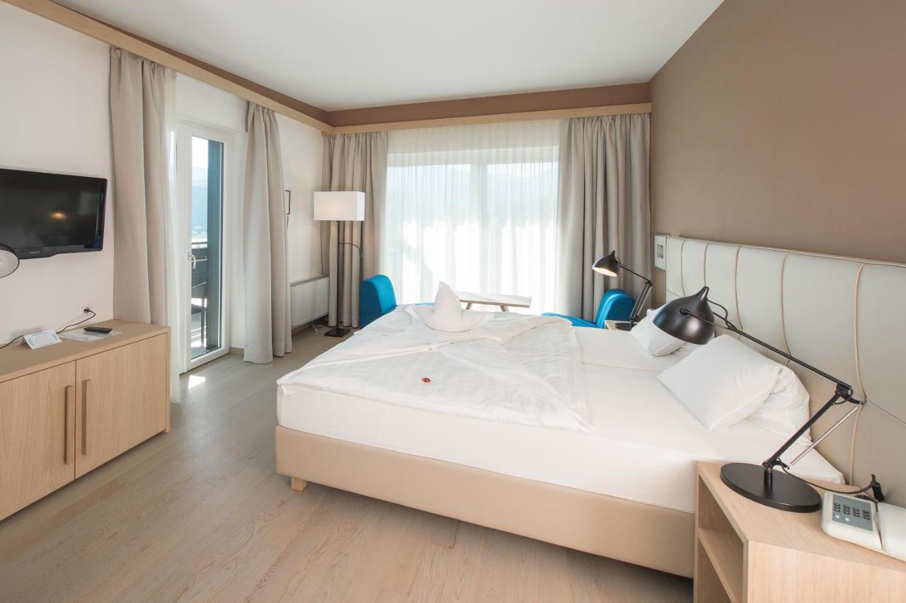 Double Room,736572133:JPEG