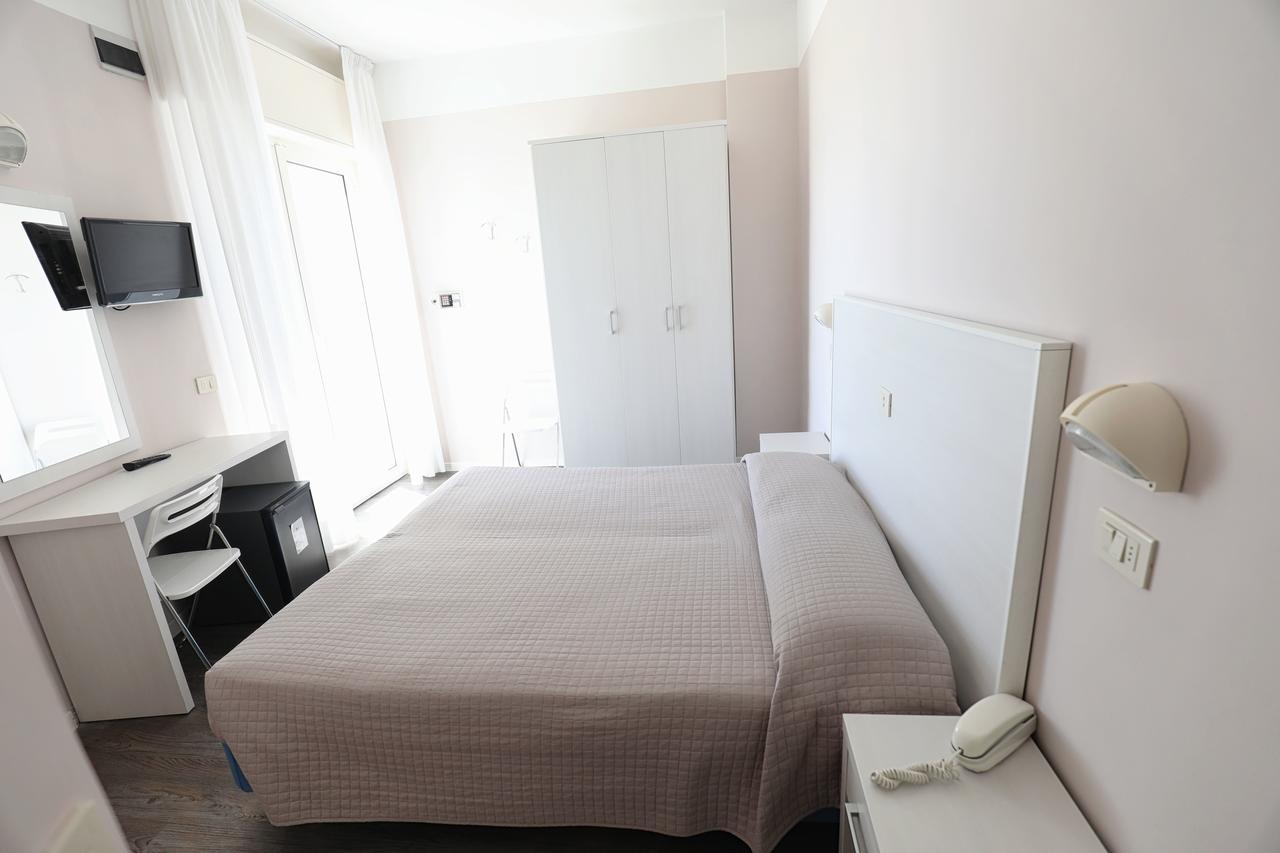 Deluxe Double Room Side Sea View,1645651949:JPEG