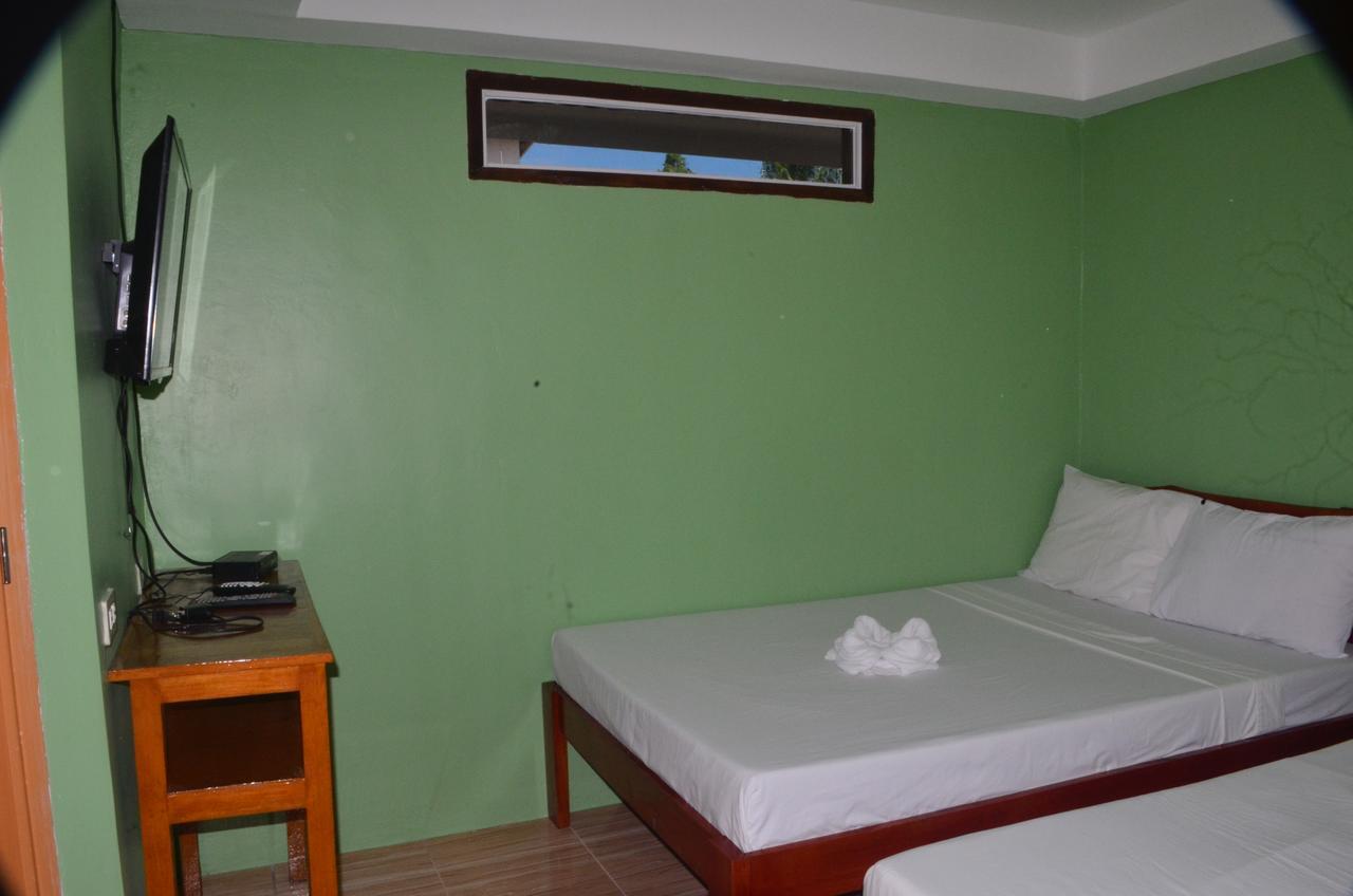 Family Deluxe Double or Twin Cottage