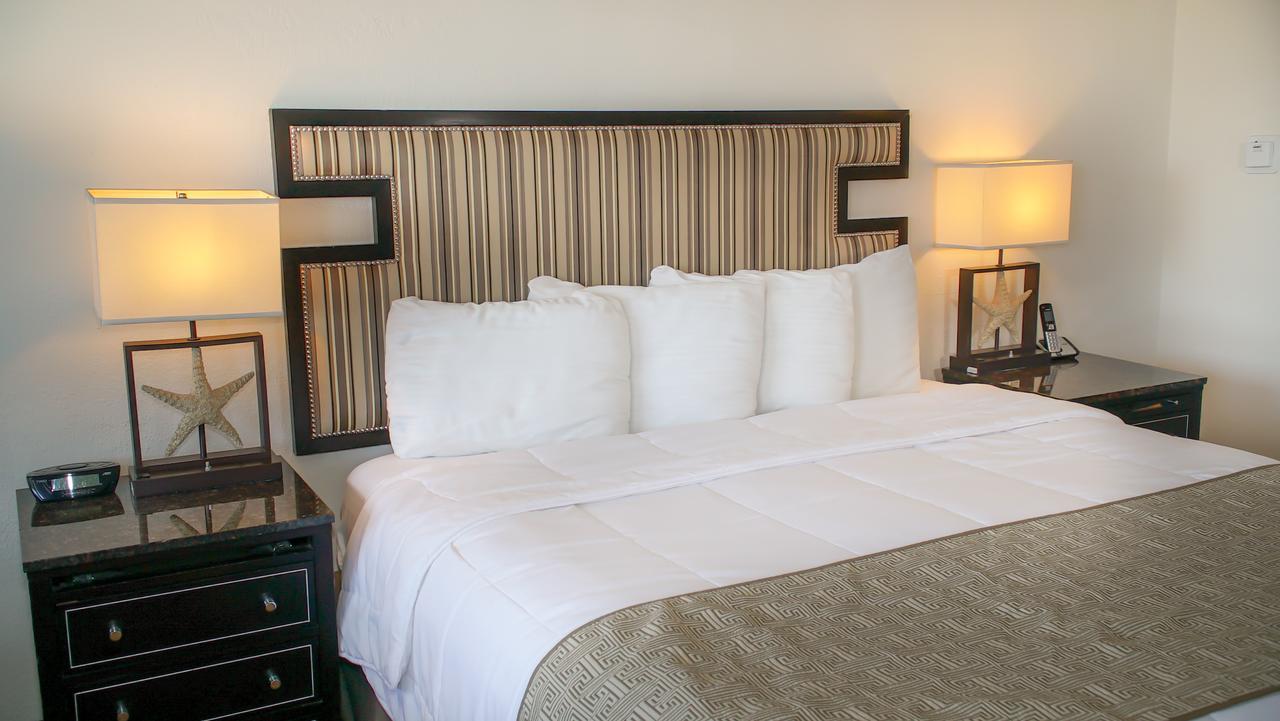 Kamer met Kingsize Bed en Uitzicht op de Oceaan