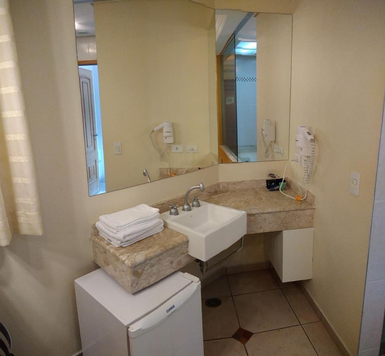 Deluxe Suite with Spa Bath