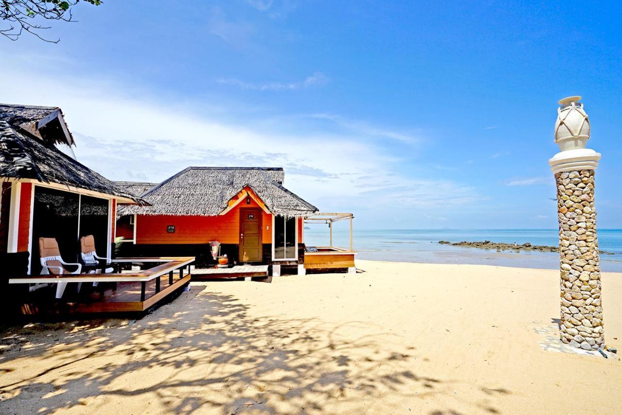 On Beach Premium Bungalow
