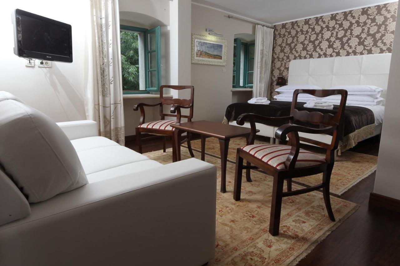 Suite Junior con vistas al jardín