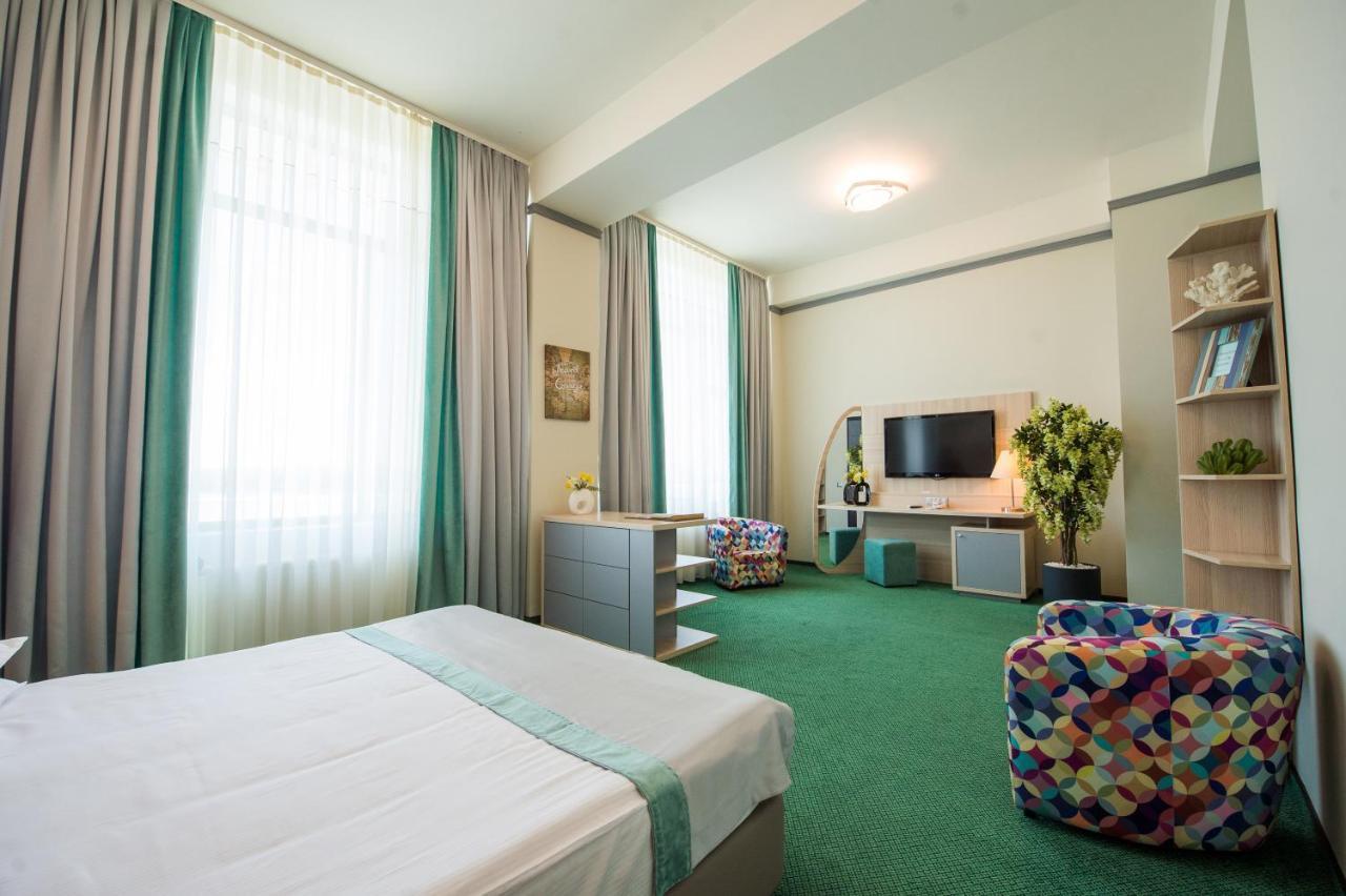 Apartamento de 1 dormitorio con terraza y vistas panorámicas