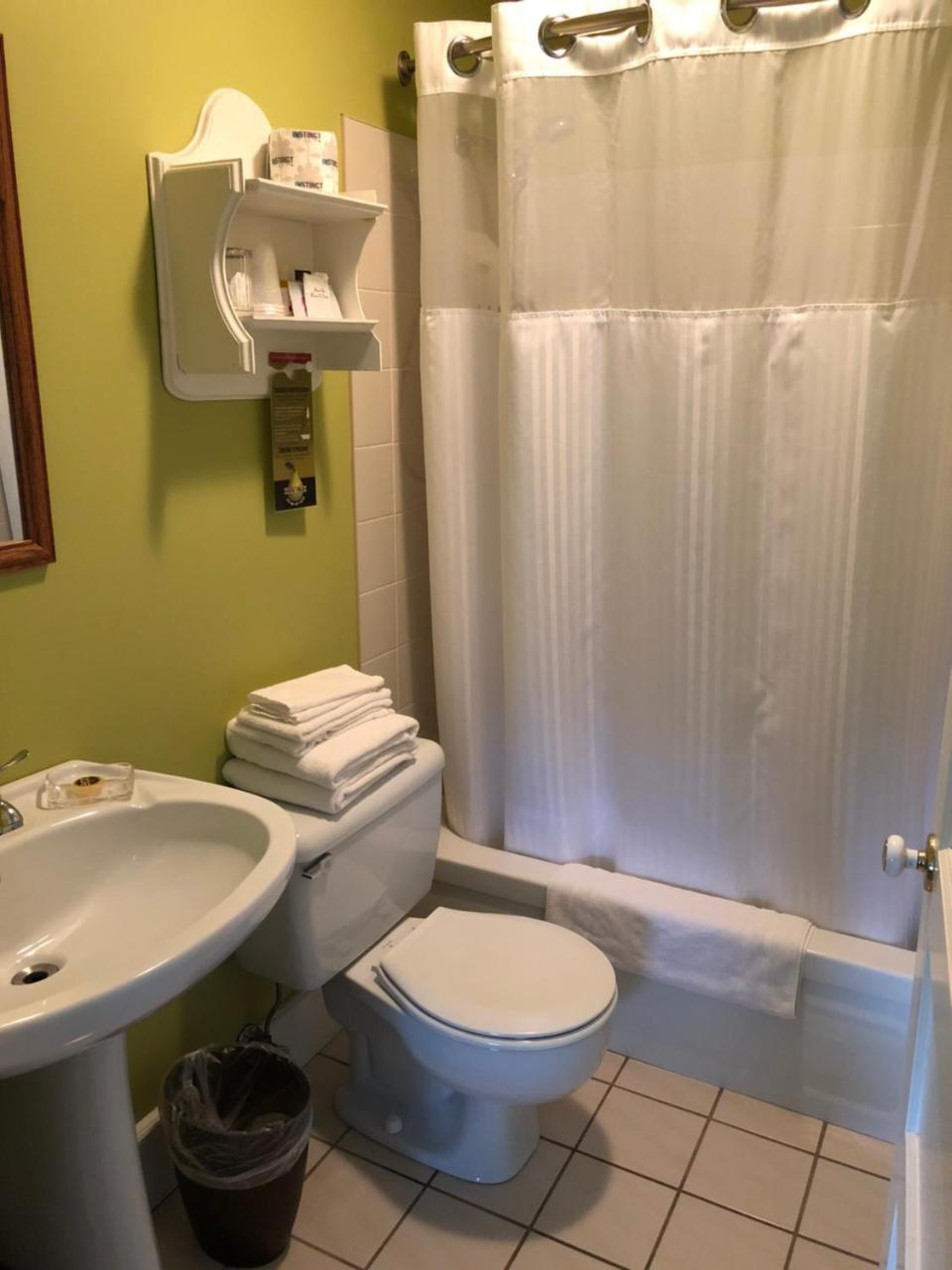 Family Room,769036873:JPEG
