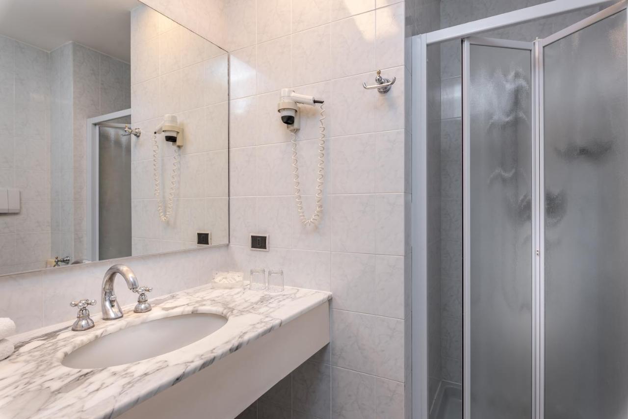 Double or Twin Room Classic